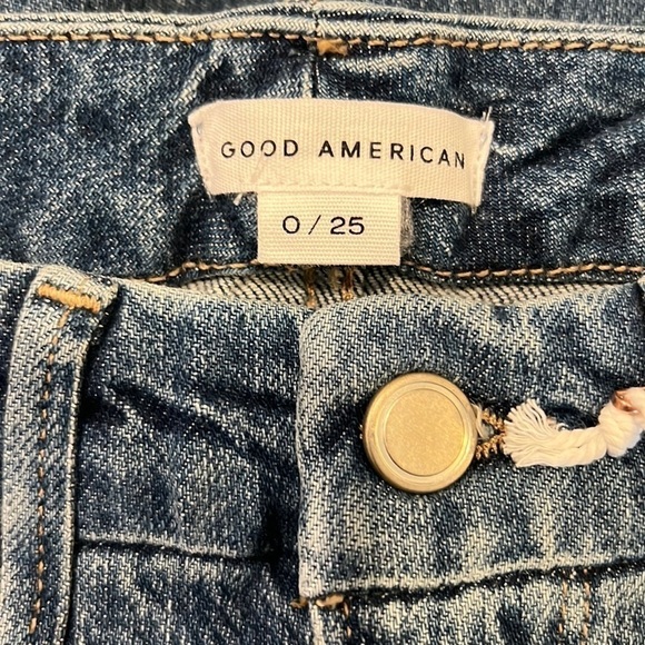 Good American Good Classic Slim Straight Jeans Size 0/25. NWT - Picture 8 of 16